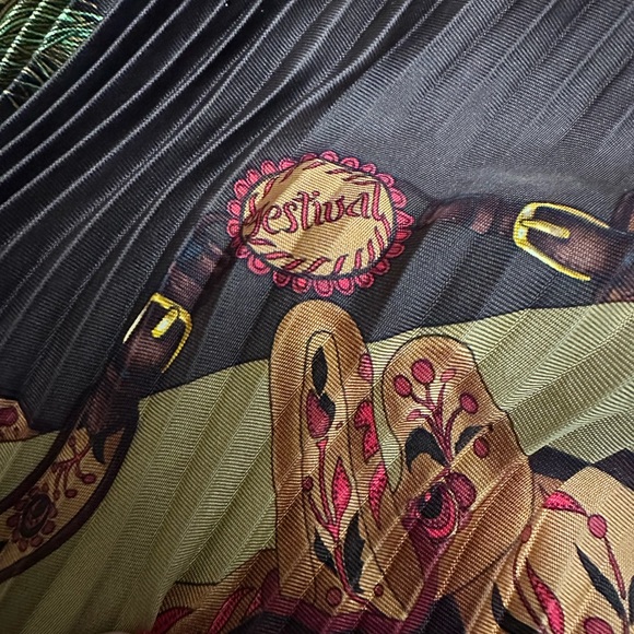 🔥🔥Hermes Plisse Scarf with Box - Picture 4 of 6